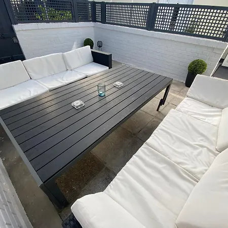 Royal Ocean Mit Sauna, Spielekonsole Und Whirlpool *