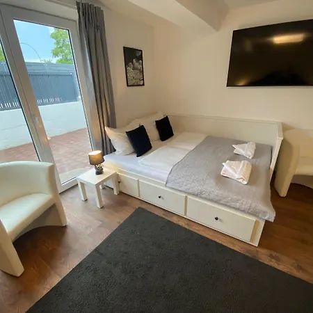 Royal Ocean Mit Sauna, Spielekonsole Und Whirlpool Feriehus Rostock