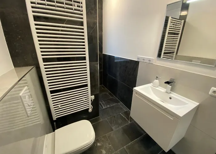 Royal Ocean Mit Sauna, Spielekonsole Und Whirlpool 別荘 *